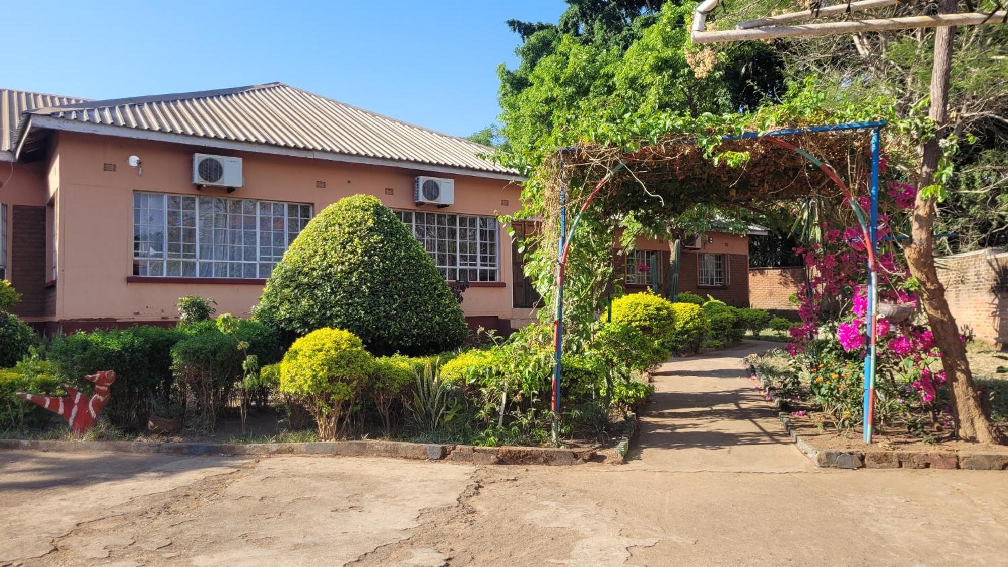 Quest Bed & Breakfast Lilongwe Luaran gambar